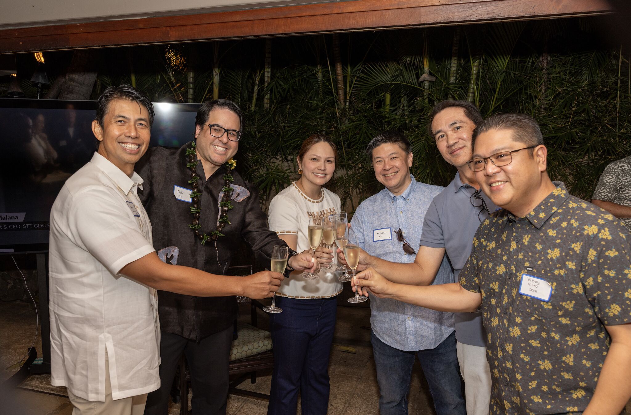 Philippine Data Centers Go Global